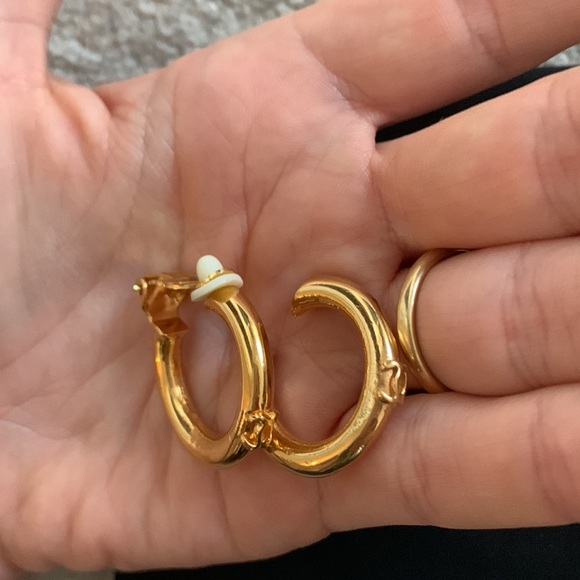 Vintage Chanel Hoop Clip Earrings - Picture 2 of 12
